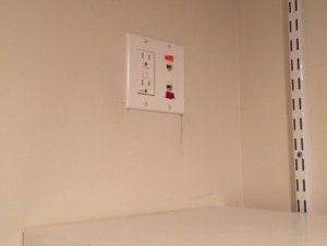 outlet-and-drops 